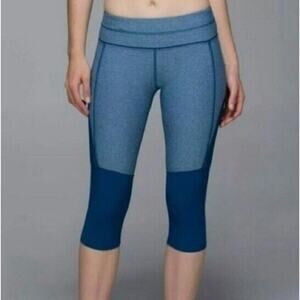 LULULEMON ~  Poseidon Blue Mesh Training Tough Crop Leggings Size 8
